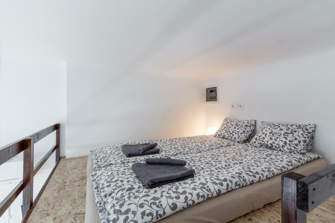 Flexible Selfcheckins 13 & 14 - Le Petit & Le Grand Zagreb - Centre - New - Apartments Repinc Exteriér fotografie